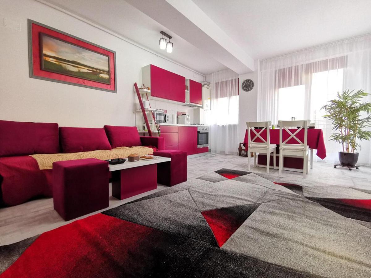 Marsala Apartment - Brilliant Apartments Констанца Екстер'єр фото