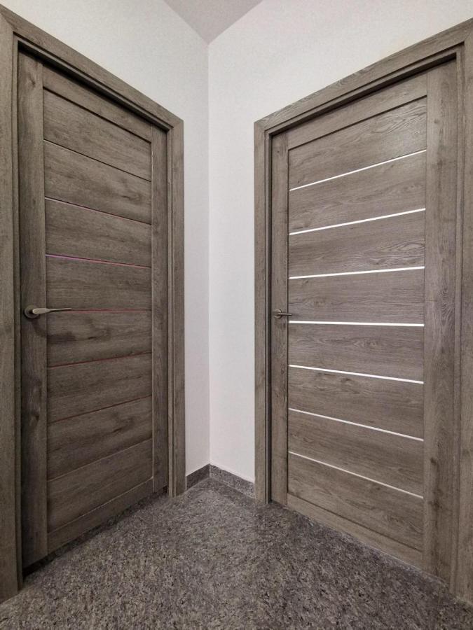 Marsala Apartment - Brilliant Apartments Констанца Екстер'єр фото